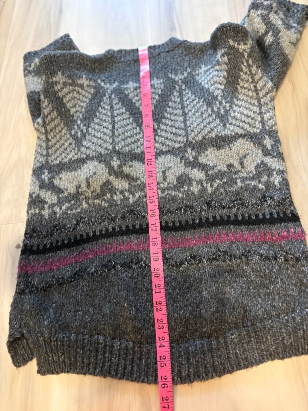 Roots x LINE Knitwear Fair Isle Nordic Sweater Gray Pink Size M - Picture 9 of 10